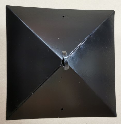 Couvercle de la lampe aprés décapage et repeint