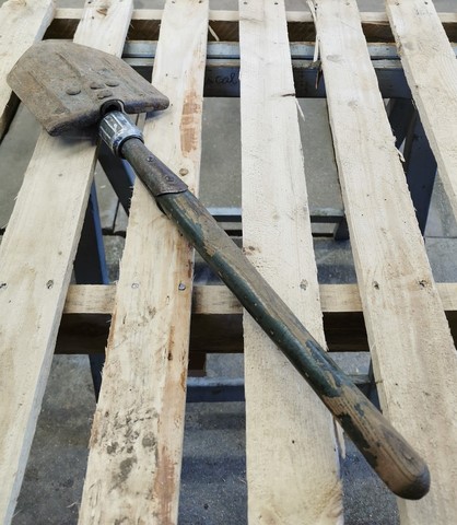 Pelle US avant décapage